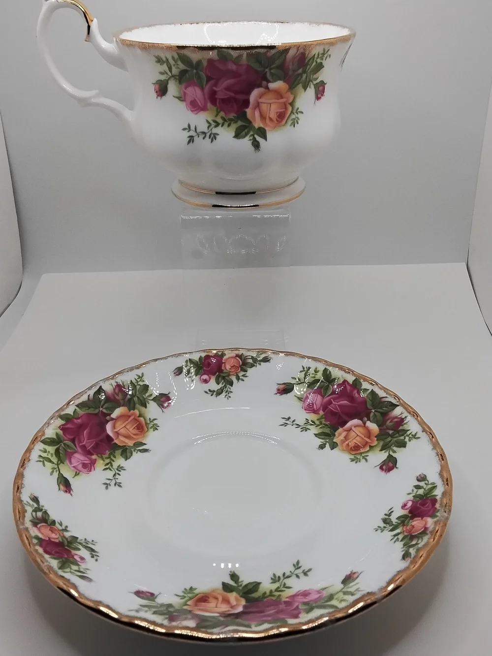 Vintage 1962 Royal Albert Old Country Roses China Tea/Coffee Cup and Saucer Set